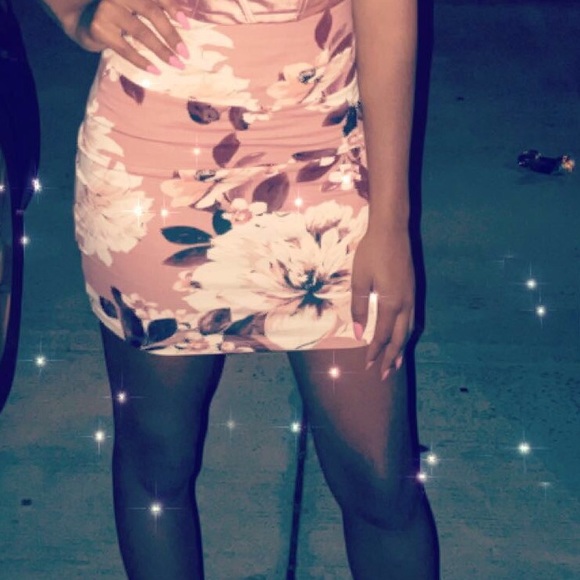 Bodycon mini skirt - Picture 1 of 1